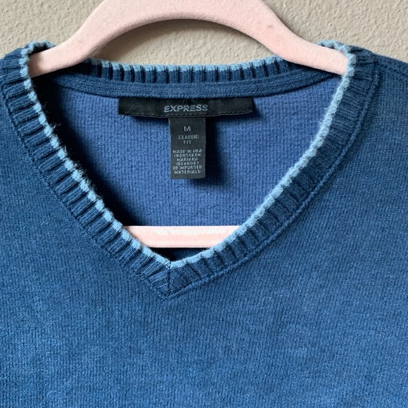 Express Men’s Classic Fit sweater. Size M. - Picture 4 of 8